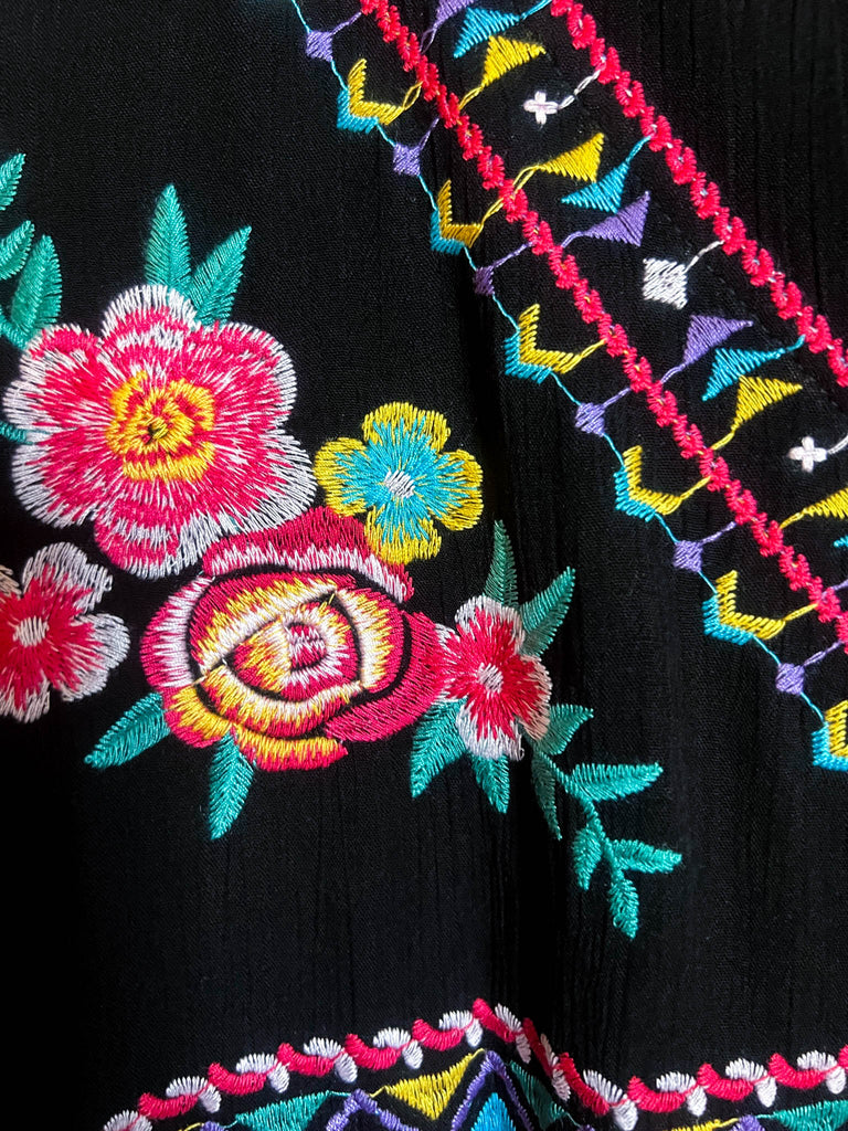 CREATIVE DREAMER EMBROIDERED PONCHO TUNIC IN BLACK