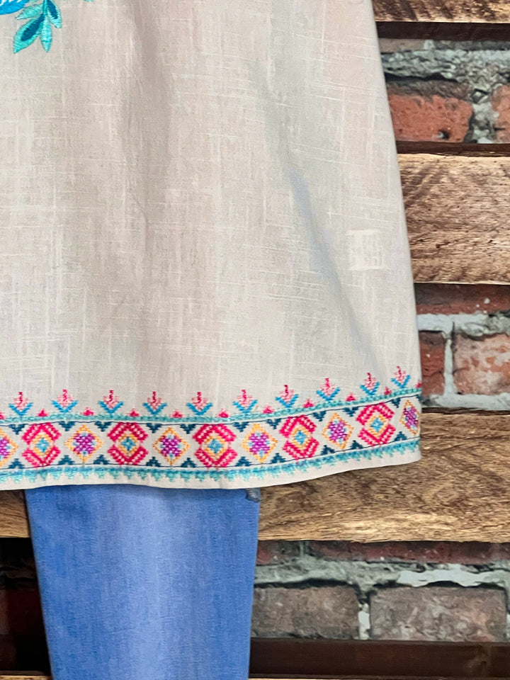 6-24 SIZE - Natural 100% Cotton Floral Embroidered Top--------SALE