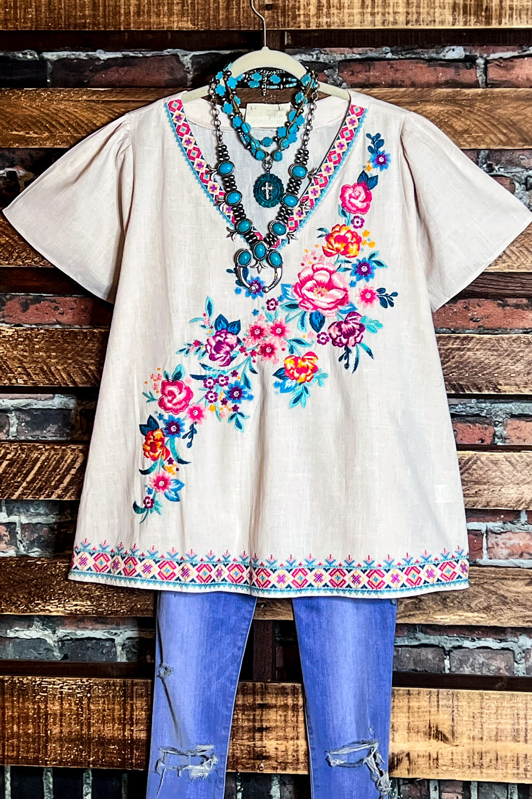 6-24 SIZE - Natural 100% Cotton Floral Embroidered Top--------SALE