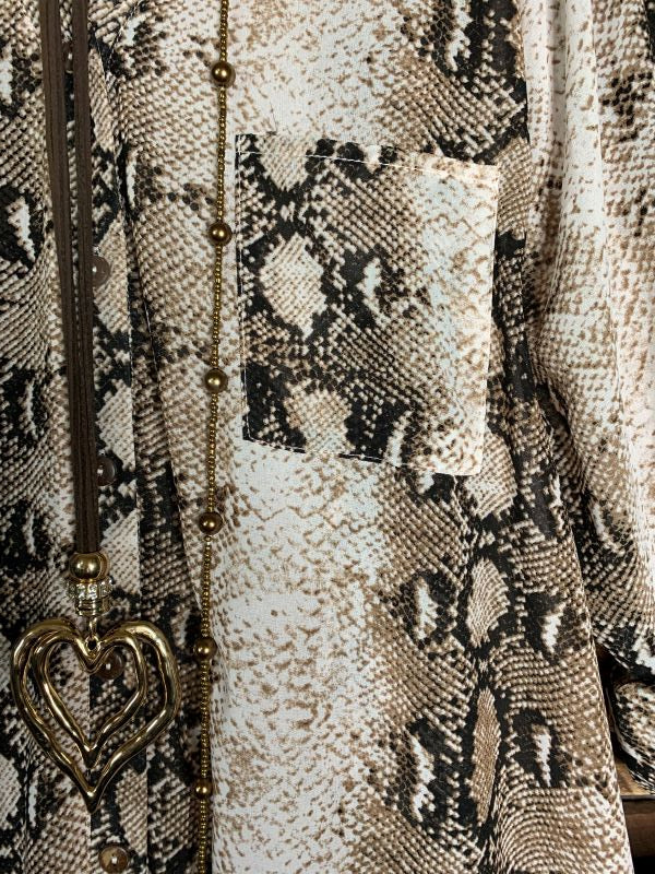 CHARMING AS CAN BE Long SHIRT TUNIC IN MULTI-COLOR--------------SALE