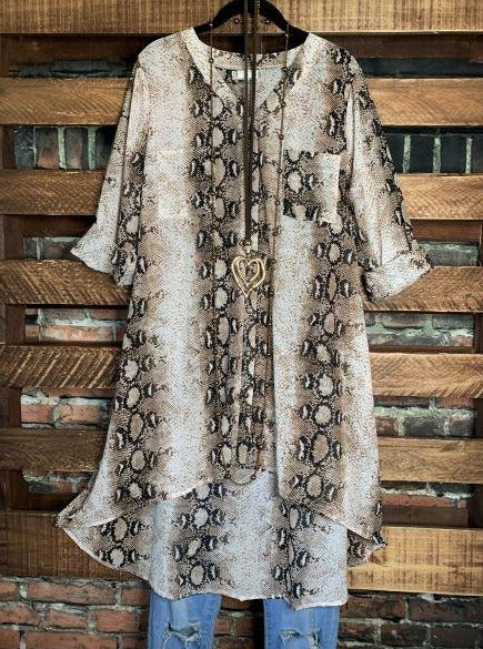 CHARMING AS CAN BE Long SHIRT TUNIC IN MULTI-COLOR--------------SALE