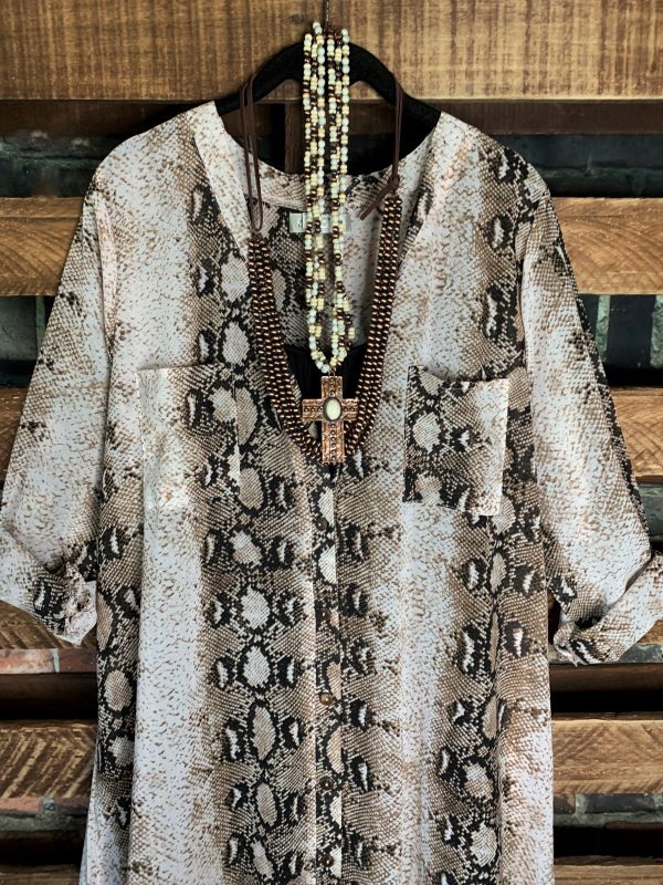 CHARMING AS CAN BE Long SHIRT TUNIC IN MULTI-COLOR--------------SALE