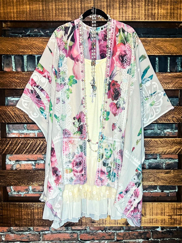 PRECIOUS LOVE VINTAGE INSPIRED OVERSIZED KIMONO MULTI-COLOR