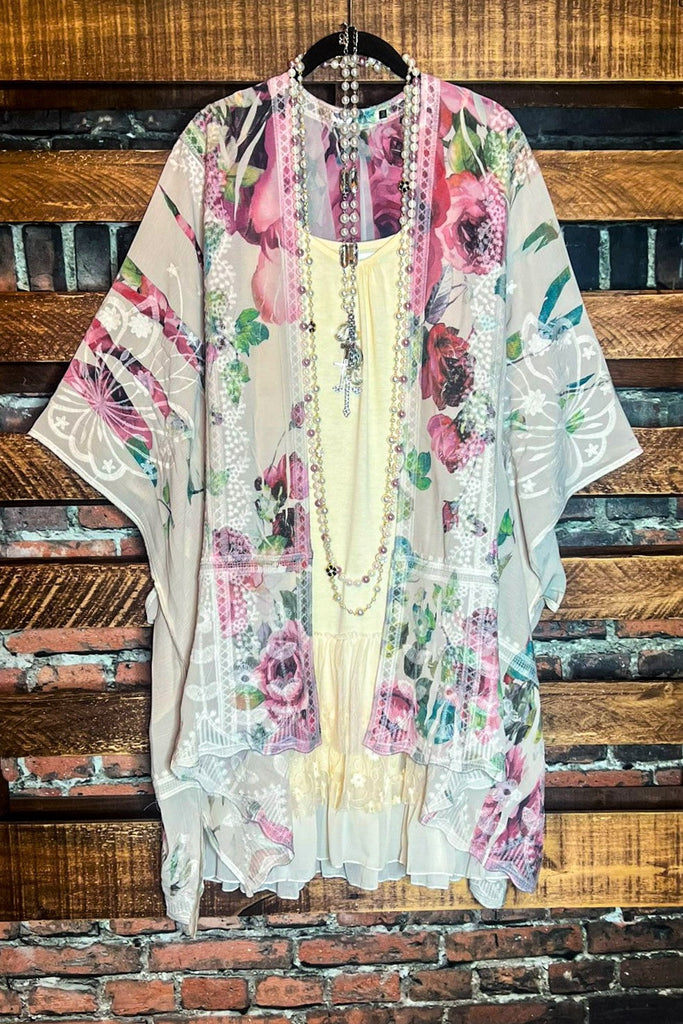 PRECIOUS LOVE VINTAGE INSPIRED OVERSIZED KIMONO MULTI-COLOR