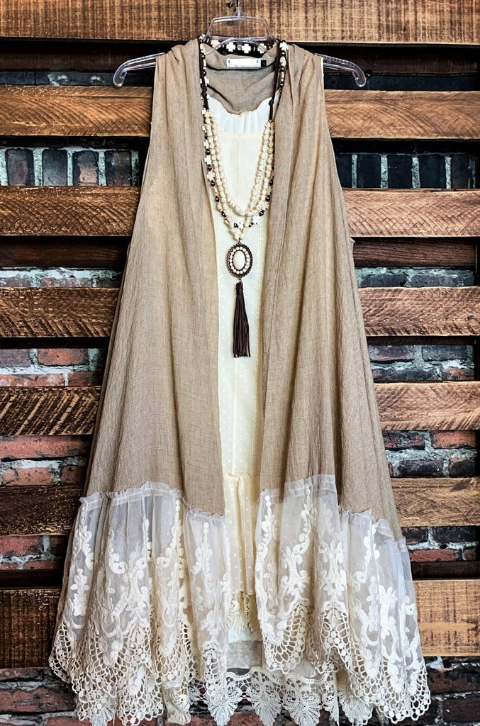 VINTAGE BEAUTY LACE LONG VEST IN TAUPE