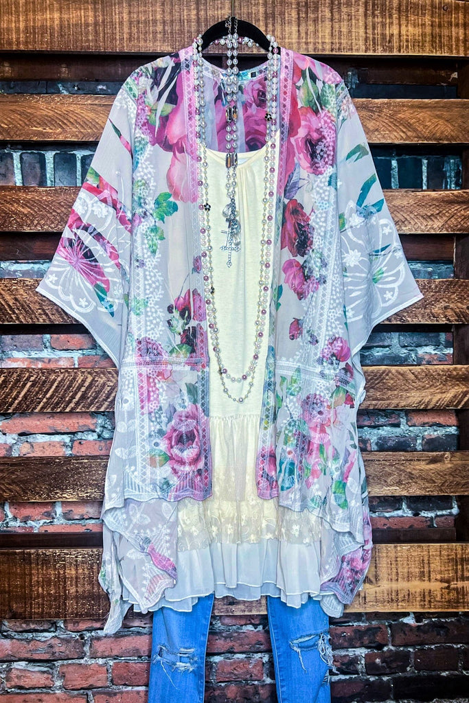 PRECIOUS LOVE VINTAGE INSPIRED OVERSIZED KIMONO MULTI-COLOR