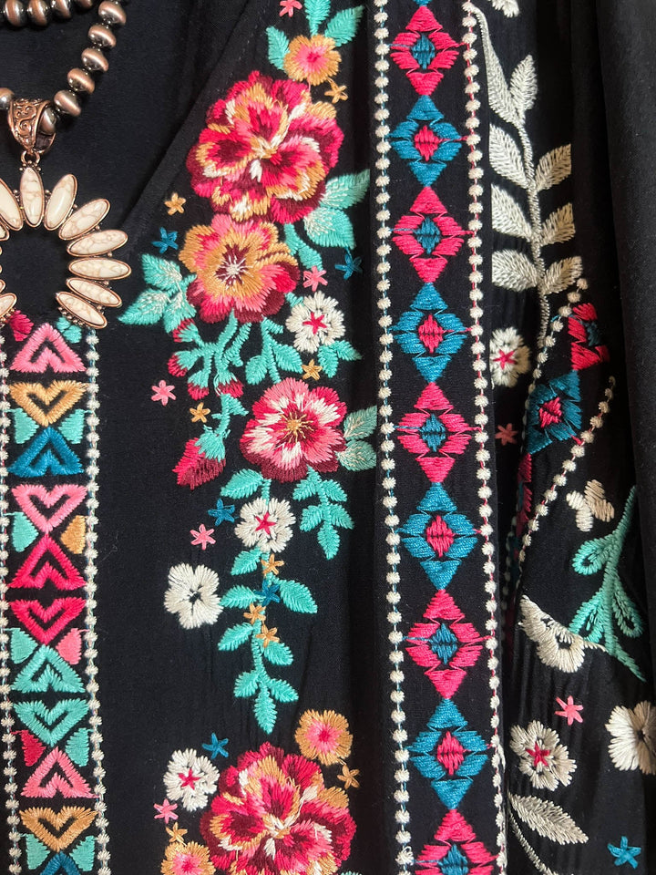 6-12 SIZE - EMBROIDERED TOP IN BLACK--------SALE