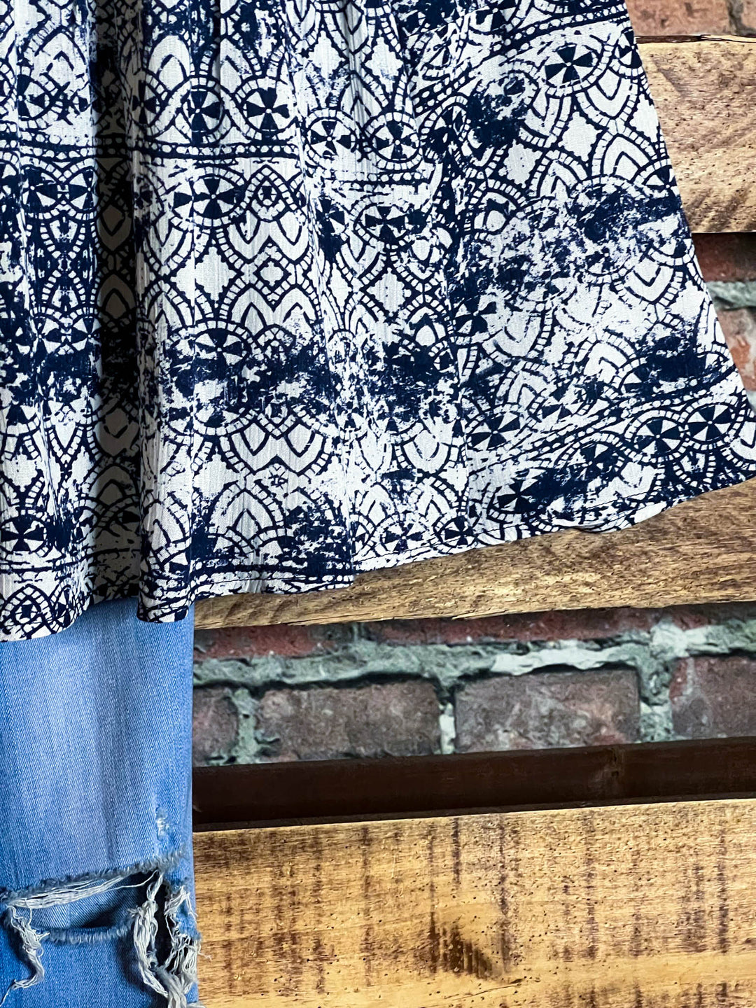 MORNING MUSE NAVY PRINT & IVORY EMBROIDERED TOP