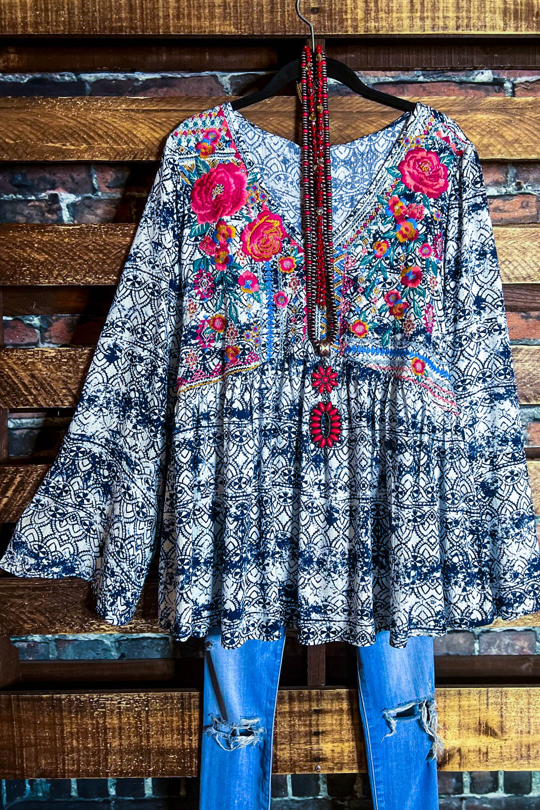 MORNING MUSE NAVY PRINT & IVORY EMBROIDERED TOP