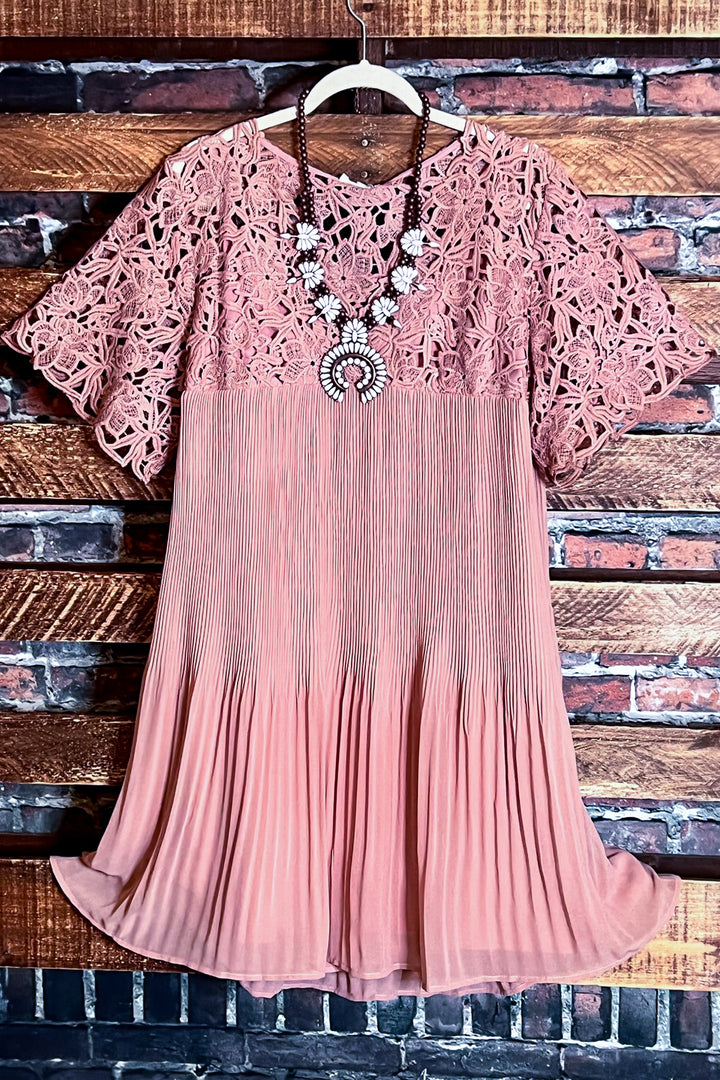 14-16 SIZE -  MAUVE PLEATED DRESS --------SALE