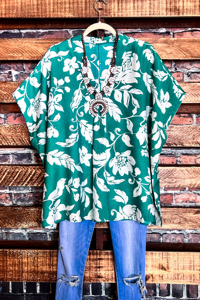 BLOUSE IN GREEN & WHITE------------SALE