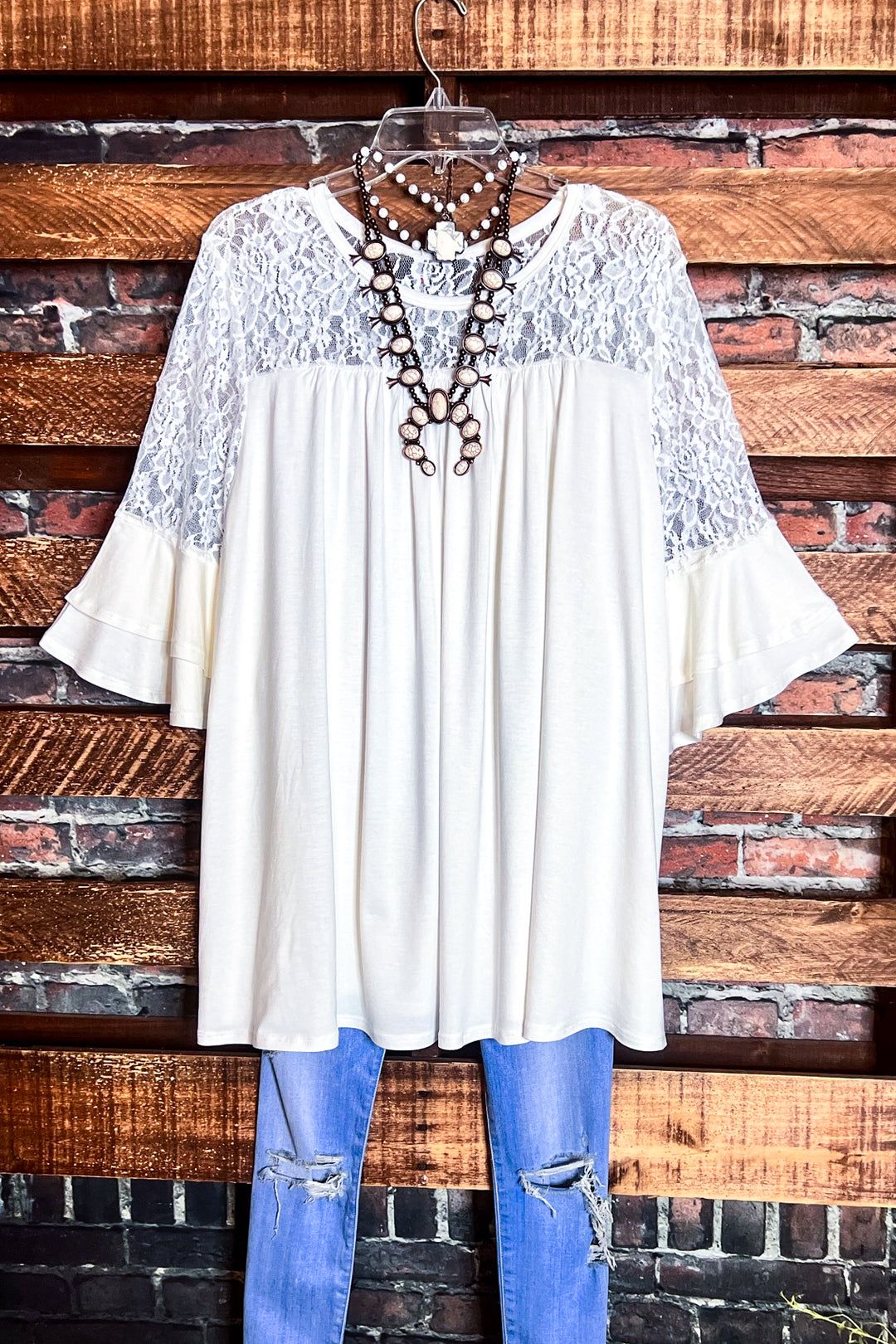 UNFORGETTABLE BEAUTY WHITE LACE TUNIC