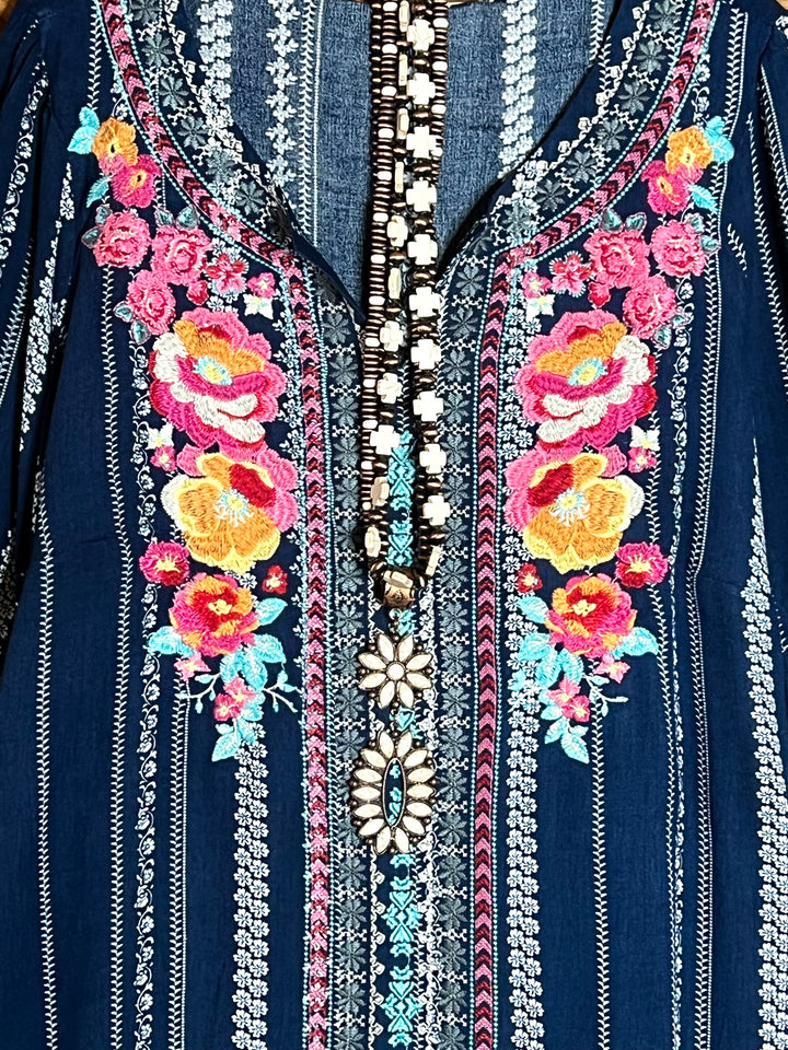 16-18 - SIZE - LOVE'S HIGHT HOPE NAVY EMBROIDERED TOP----------SALE