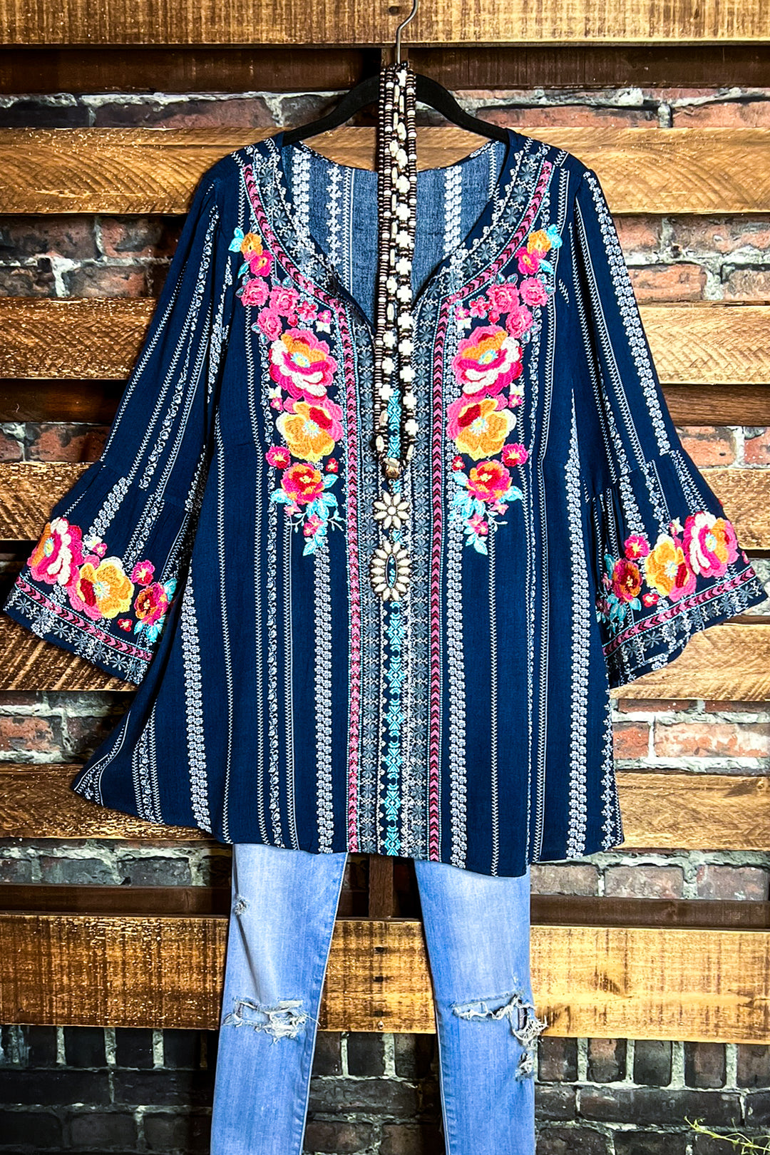 16-18 - SIZE - LOVE'S HIGHT HOPE NAVY EMBROIDERED TOP----------SALE