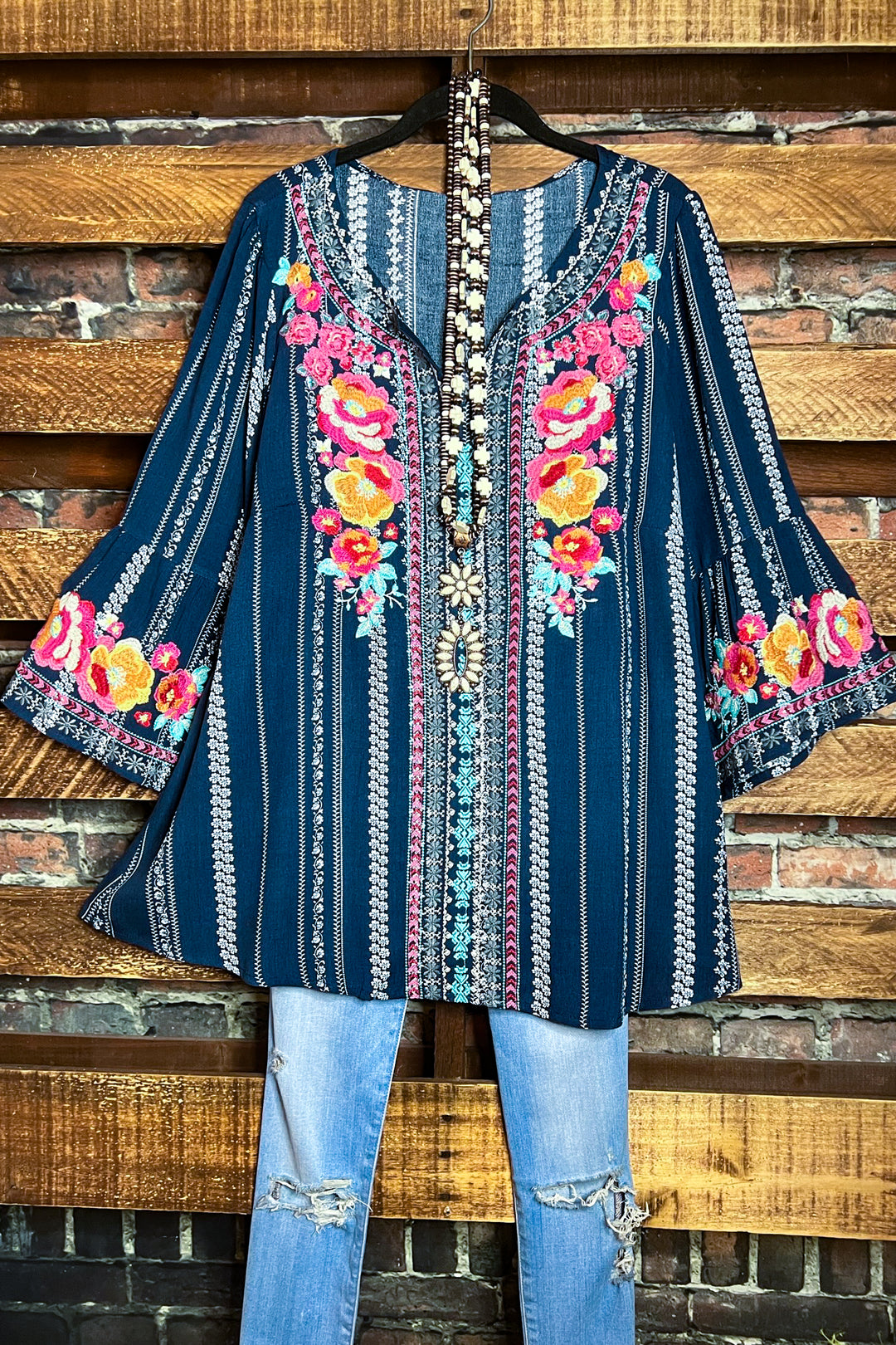 16-18 - SIZE - LOVE'S HIGHT HOPE NAVY EMBROIDERED TOP----------SALE