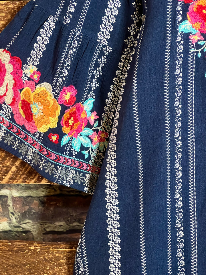 16-18 - SIZE - LOVE'S HIGHT HOPE NAVY EMBROIDERED TOP----------SALE