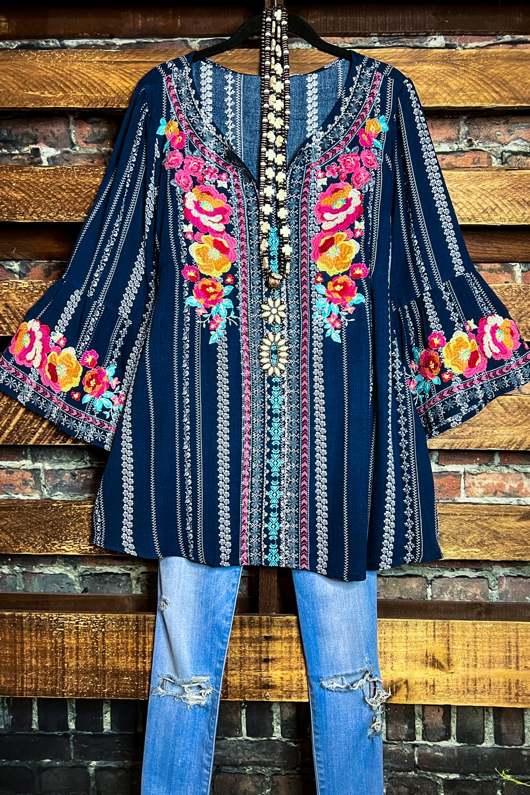 16-18 - SIZE - LOVE'S HIGHT HOPE NAVY EMBROIDERED TOP----------SALE