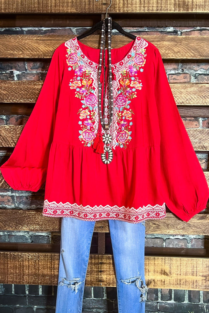 BOHO CHARMED DARLING CORAL EMBROIDERED TOP