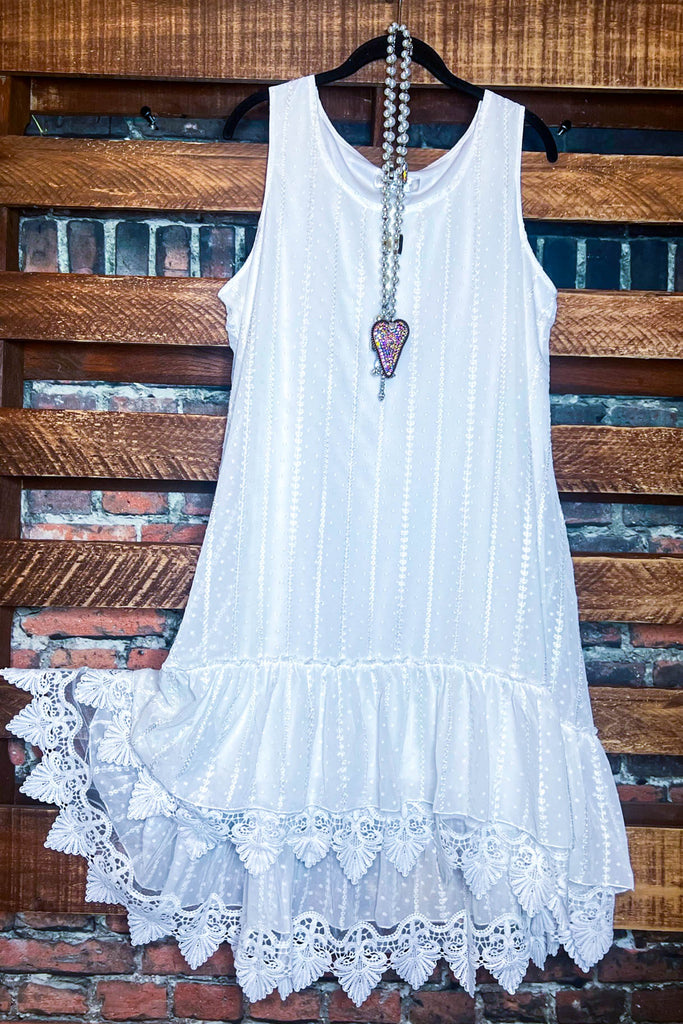 WHITE LACE MIDI DRESS------------------SALE