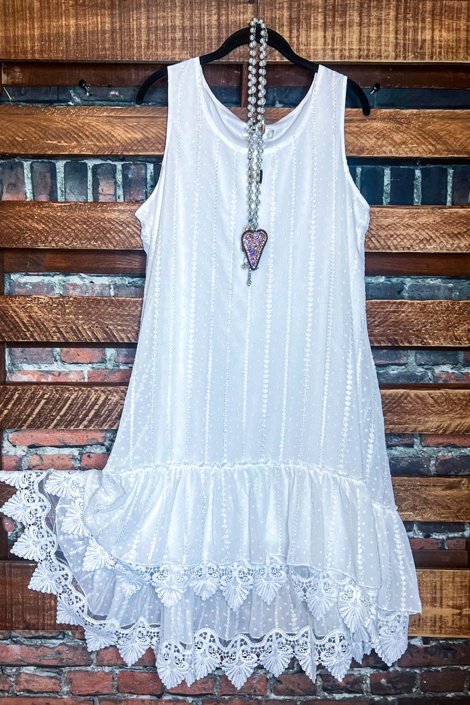 WHITE LACE MIDI DRESS------------------SALE