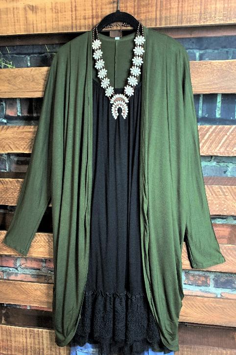 ESSENTIAL ULTRA SOFT OVERSIZED CARDIGAN IN OLIVE