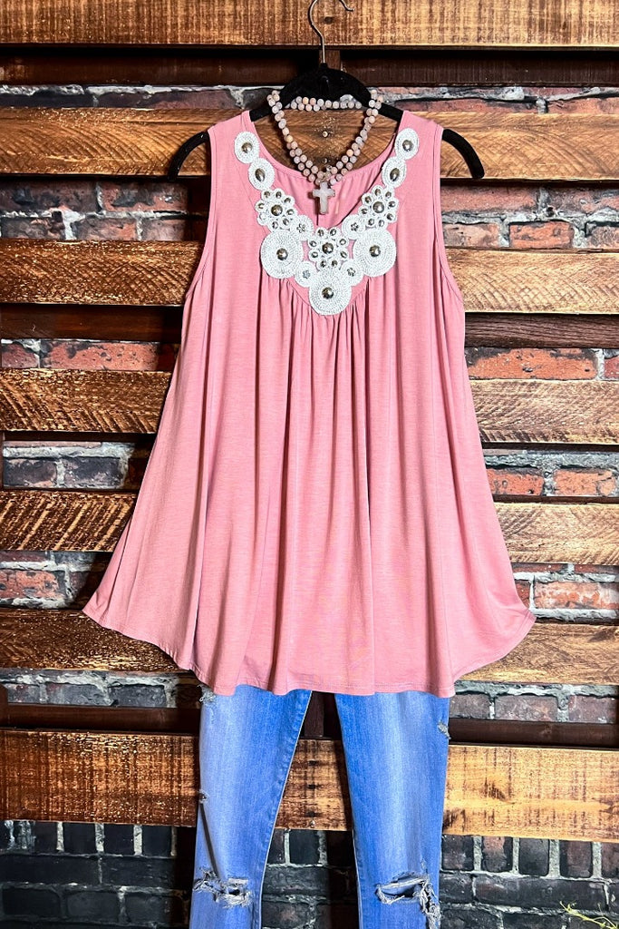 PERFECTLY DARLING SLEEVELESS TUNIC IN VINTAGE PINK