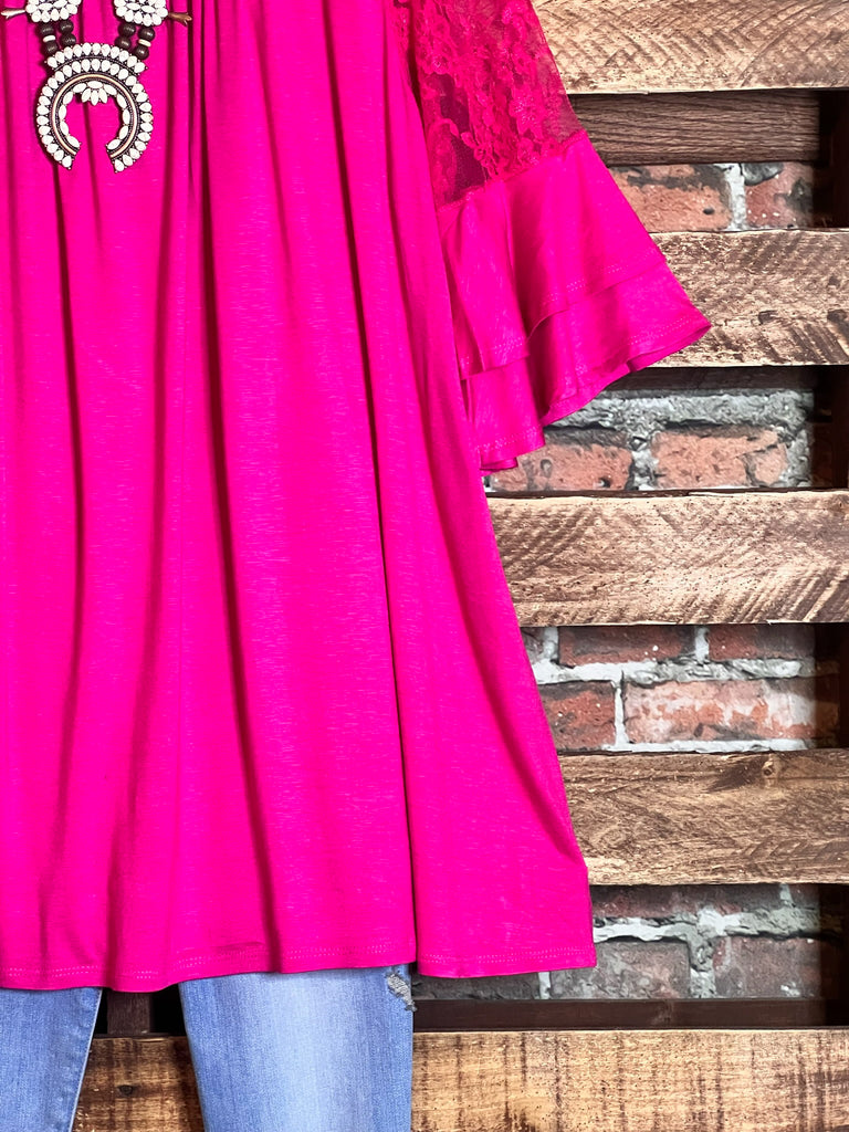 UNFORGETTABLE BEAUTY LACE TUNIC IN FUCHSIA