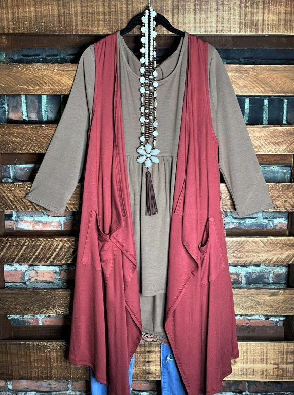 LACE VEST IN MARSALA-----------SALE