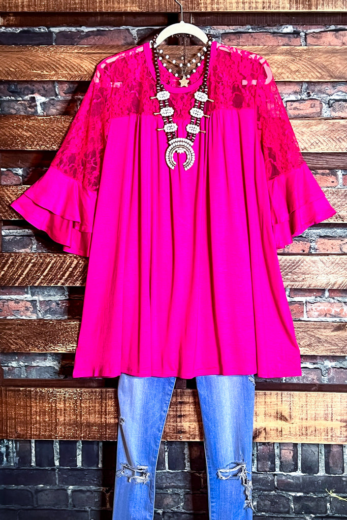 UNFORGETTABLE BEAUTY LACE TUNIC IN FUCHSIA