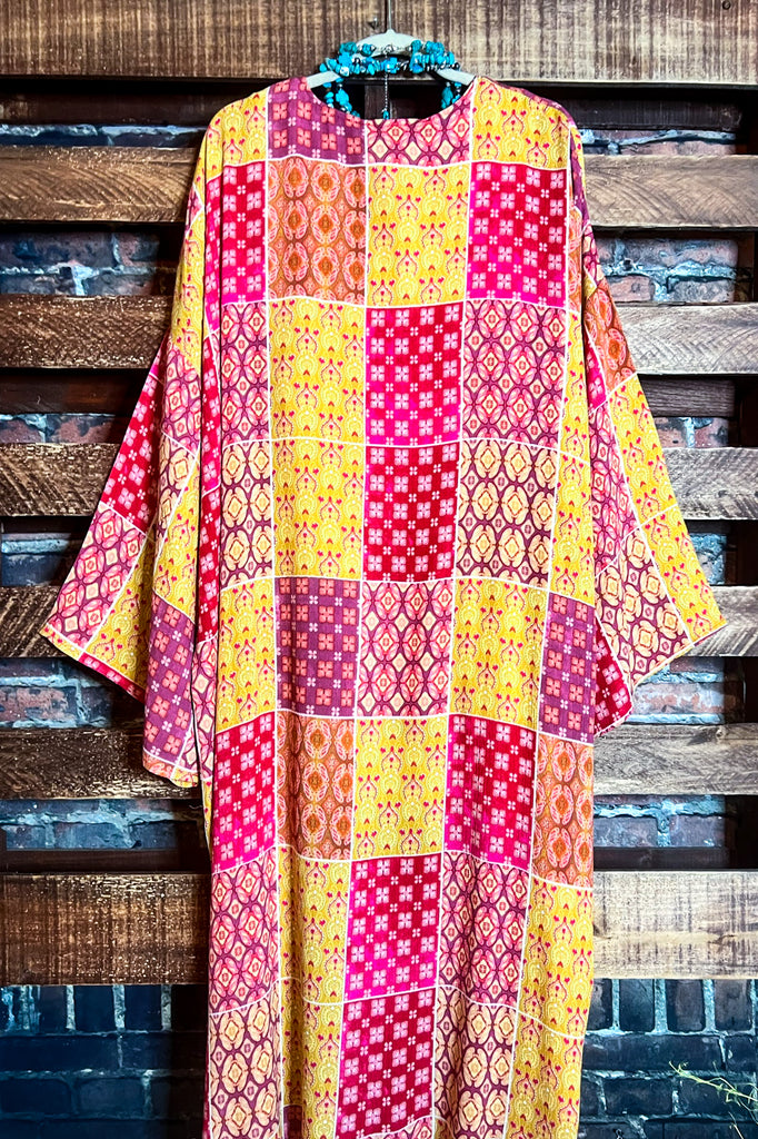 PARADISE COAST ESCAPE BOHO MAXI KIMONO IN MULTI-COLOR