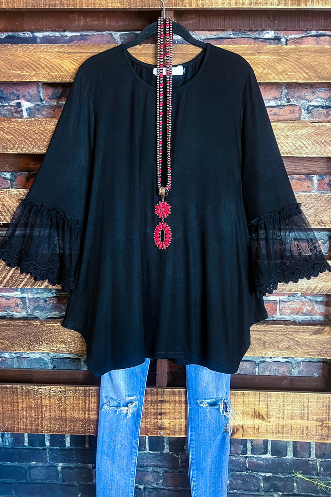 DARLING OF MINE LACE SLEEVE TOP IN BLACK