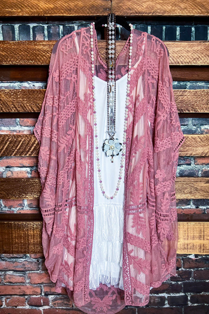 YOU'RE MY DREAM VINTAGE ROSE LACE DUSTER KIMONO