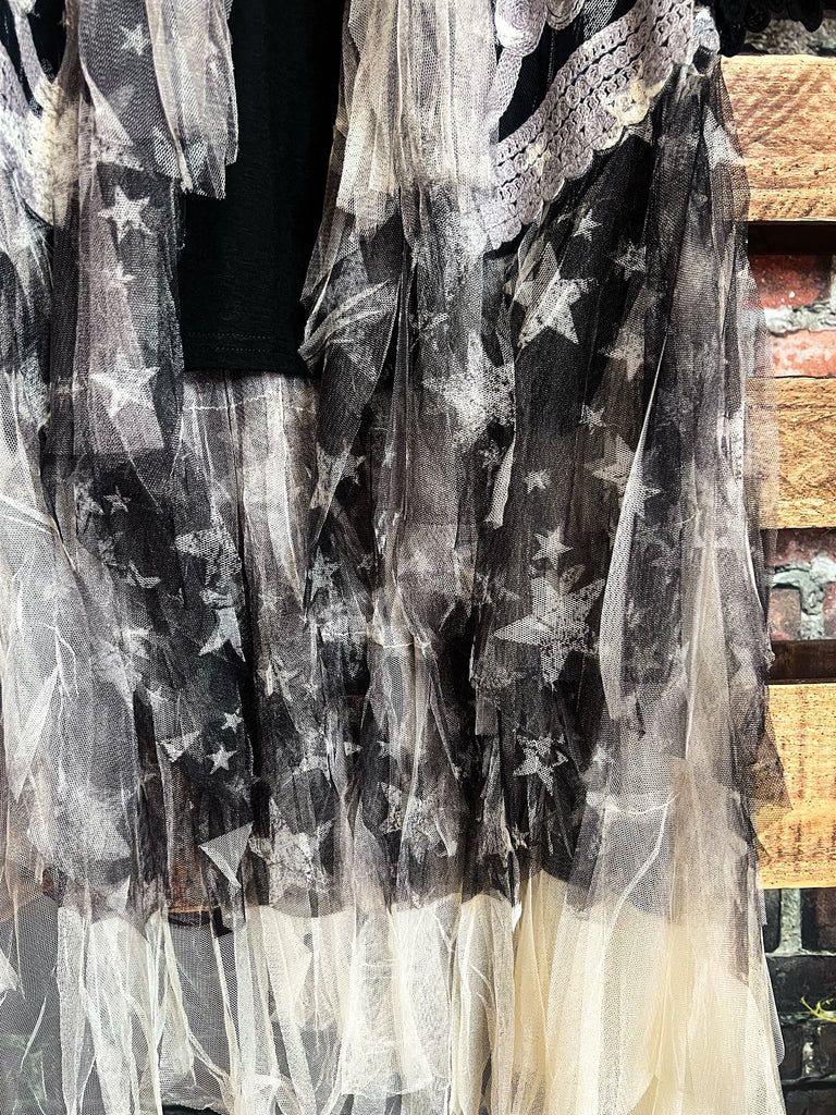 The Sweetest Star Vintage Lace Midi Vest Duster Beige & Black