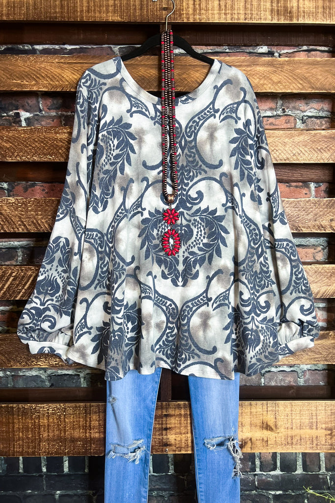 ETERNALLY COZY DAMASK PRINT OVERSIZED SWEATER TUNIC IN MULTI-COLOR