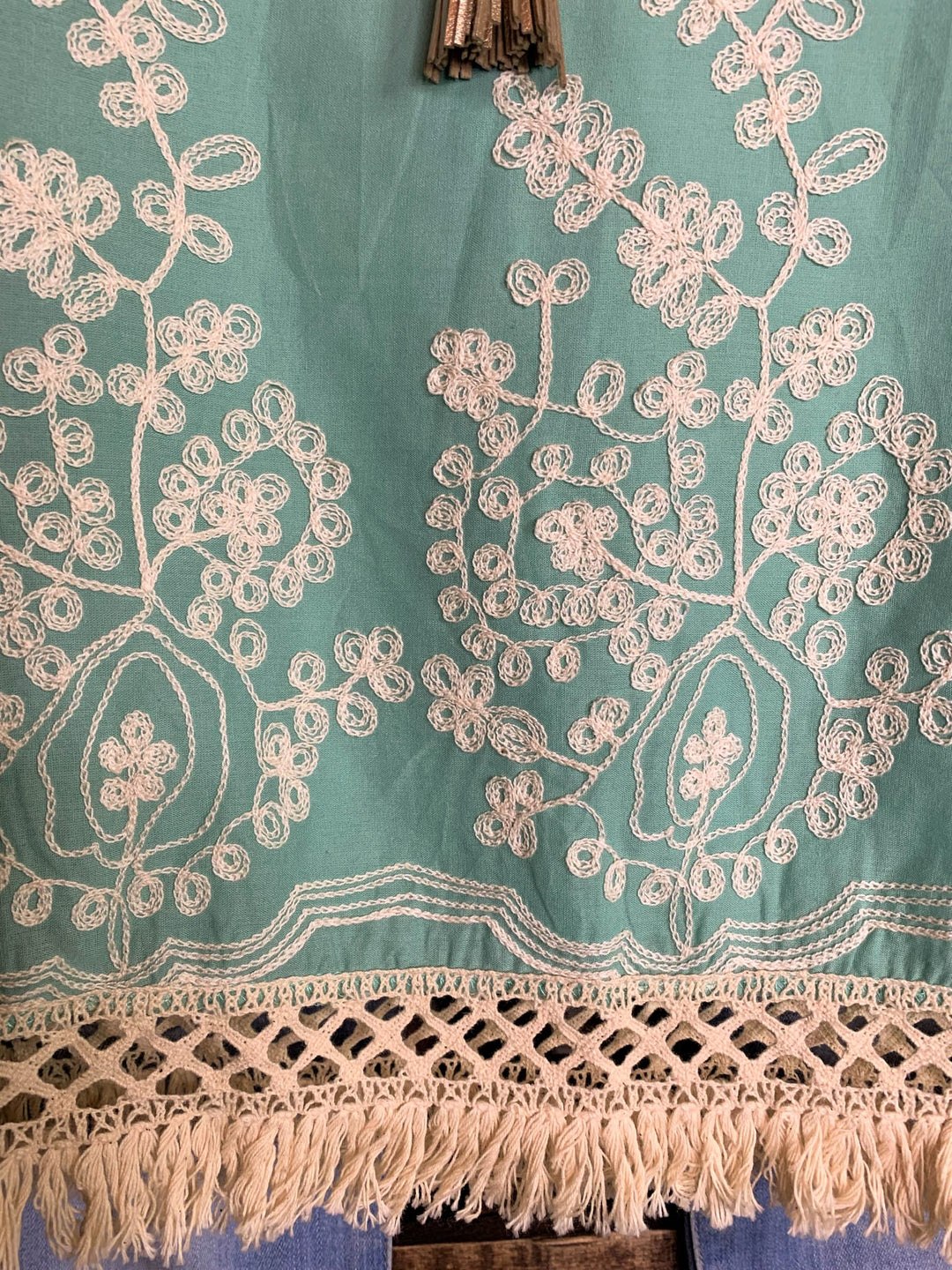 MINT EMBROIDERED TOP------sale
