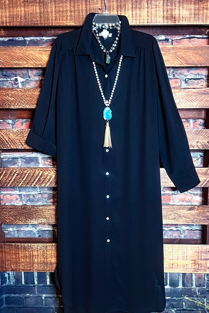 CLASSICALLY URBAN SHIRT DRESS IN BLACK