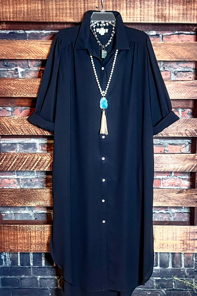 CLASSICALLY URBAN SHIRT DRESS IN BLACK