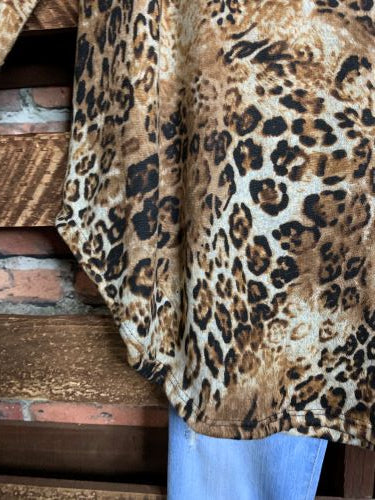 2X - RUFFLE SLEEVE SWEATER TUNIC IN LEOPARD---------SALE