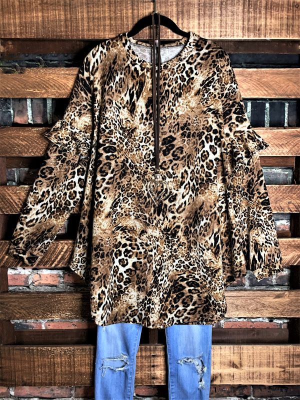 FOR YOUR LOVE ONLY RUFFLE SLEEVE SWEATER TUNIC IN LEOPARD------------sale