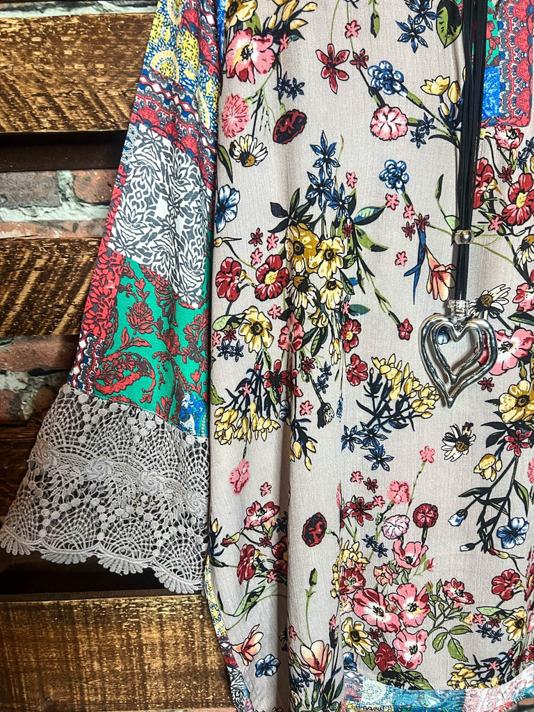 FLORAL &  LACE JADE TUNIC PLUS SIZE---------SALE