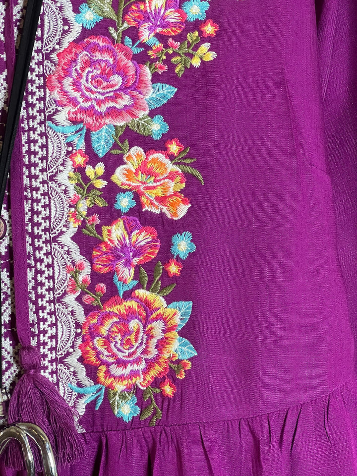 6-12 SALE - DARLING FLORAL EMBROIDERED TOP IN MAGENTA---------SALE