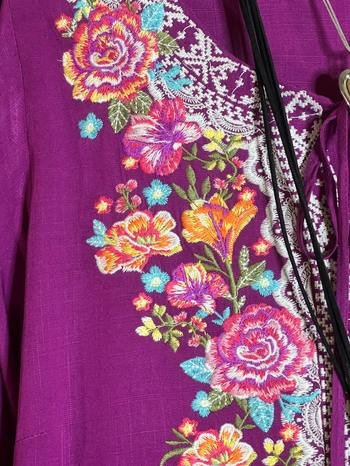 6-12 SALE - DARLING FLORAL EMBROIDERED TOP IN MAGENTA---------SALE