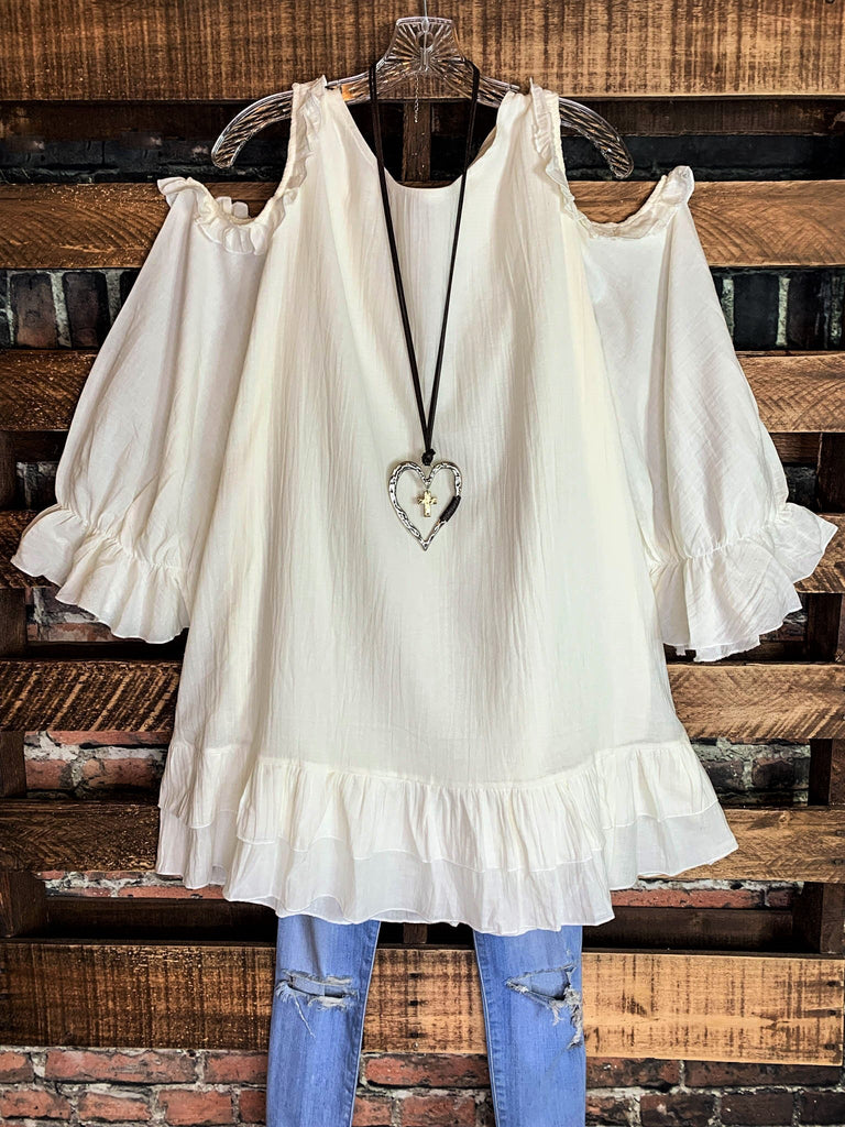 Cotton Off-Shoulder Top in Cream-------Sale