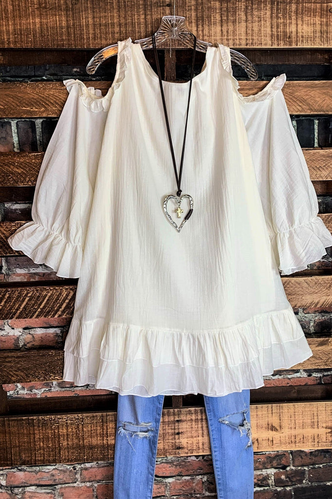 Cotton Off-Shoulder Top in Cream-------Sale