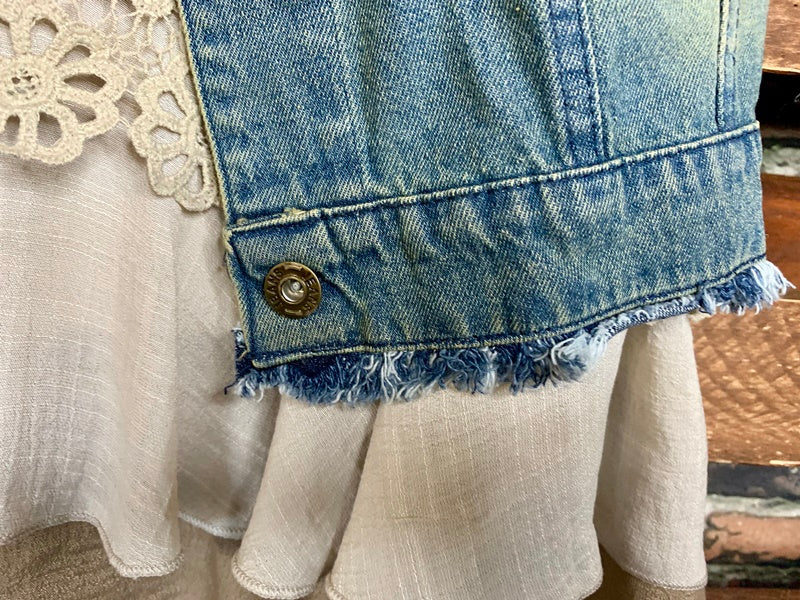 LACE EMBROIDERED DENIM VEST------sale