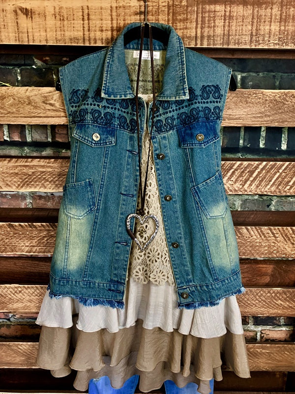 LACE EMBROIDERED DENIM VEST------sale