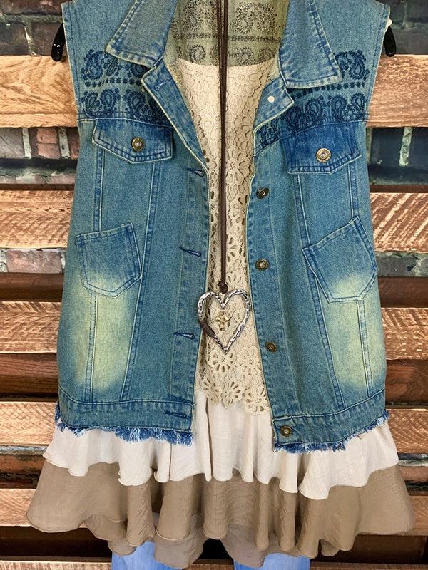 LACE EMBROIDERED DENIM VEST------sale