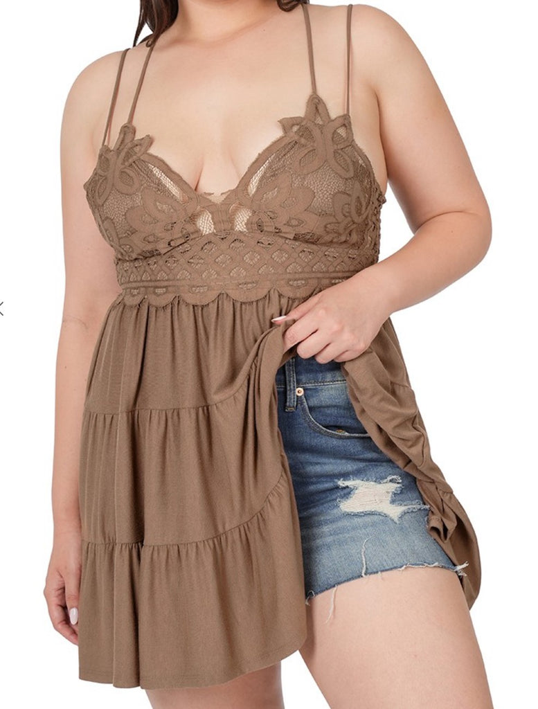 SWEET PASSION LACE BRALETTE TIERED CAMI TOP IN MOCHA