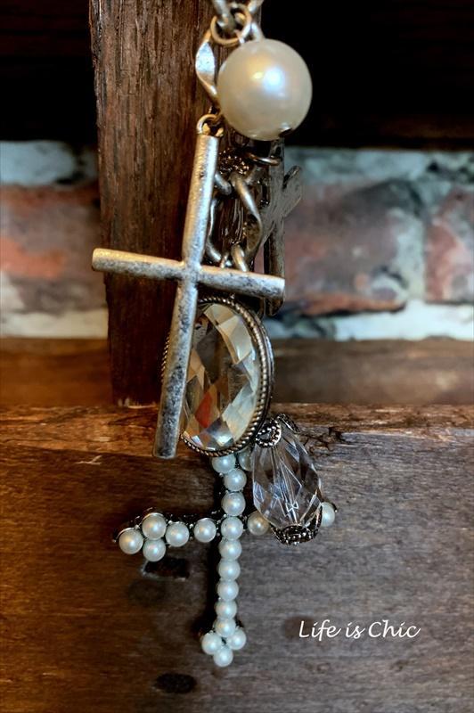 FAB VINTAGE PEARL CROSS & CRYSTAL NECKLACE SET